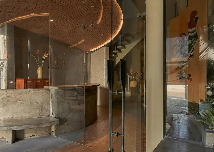 Отель Tong Boutique *
